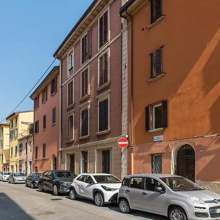 Mura Di Porta Castiglione 5 * Bolonya